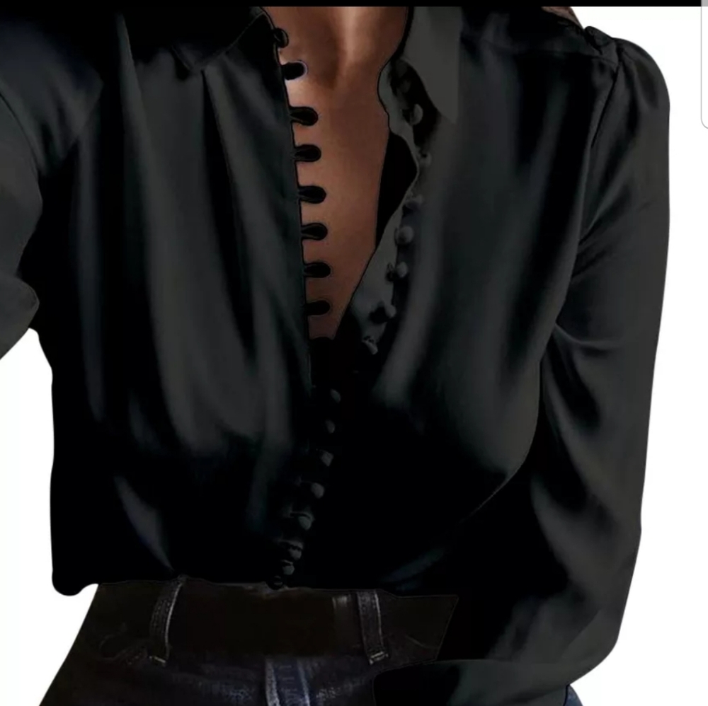 BLACK LONG SLEEVE BUTTON UP BLOUSE